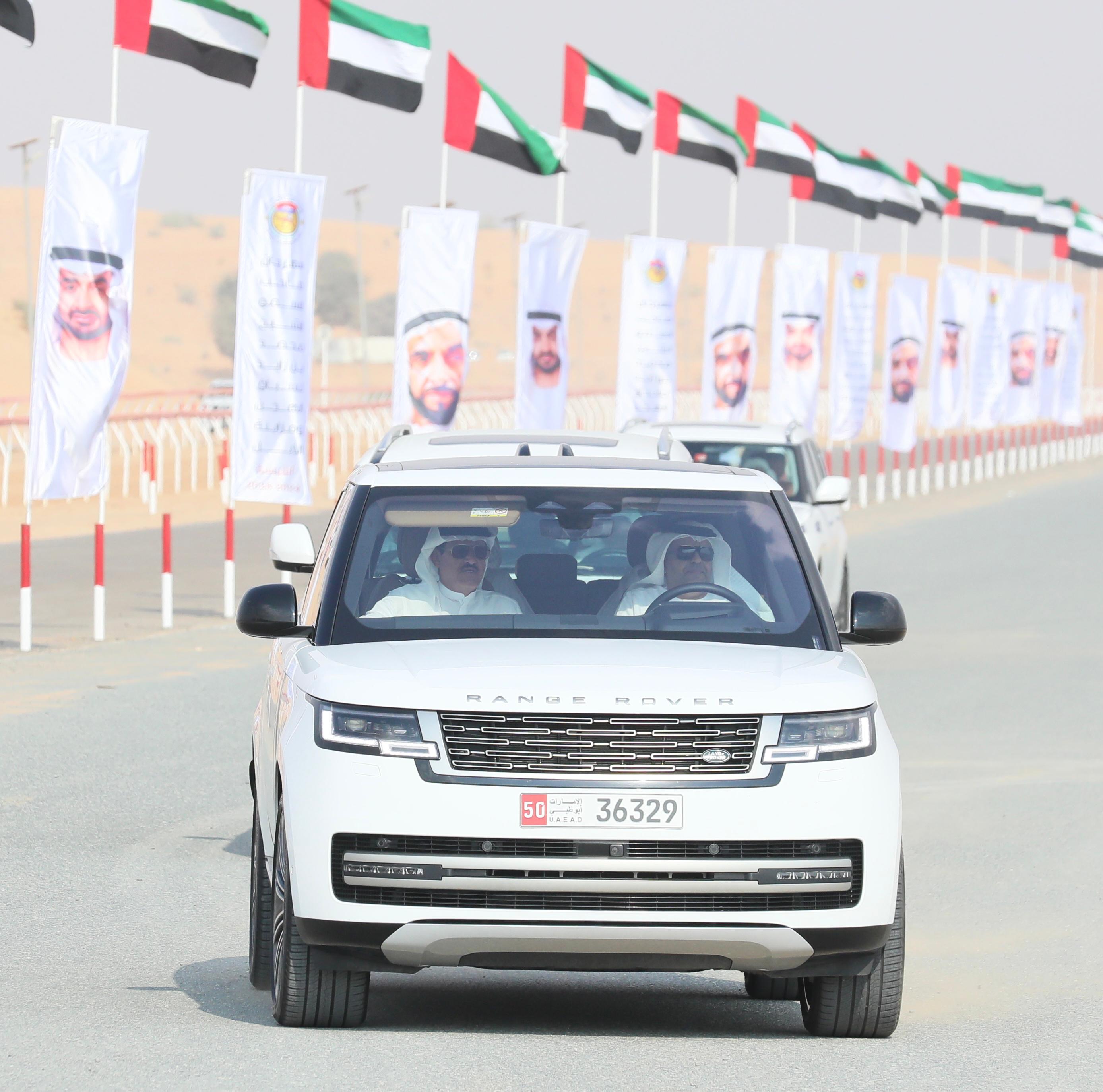 بحضور ومتابعة معالي الشيخ سلطان بن حمدان آل نهيان تنطلق منافسات السباق التراثي بمساء أول أيام مهرجان صاحب السمو الشيخ محمد بن زايد آل نهيان 2025-2024 - الأربعاء 2024/12/25 .  